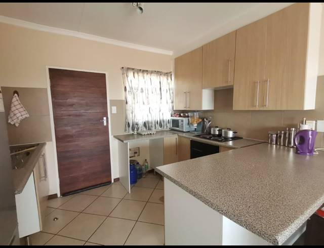 2 BEDROOM APARTMENT SOLD IN MONAVONI